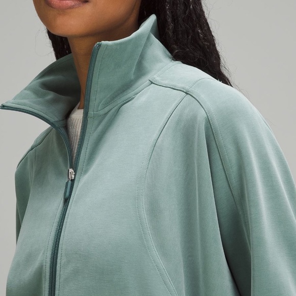 Lululemon brushed softstreme funnel neck zip up size 8 medium forest - Picture 3 of 8